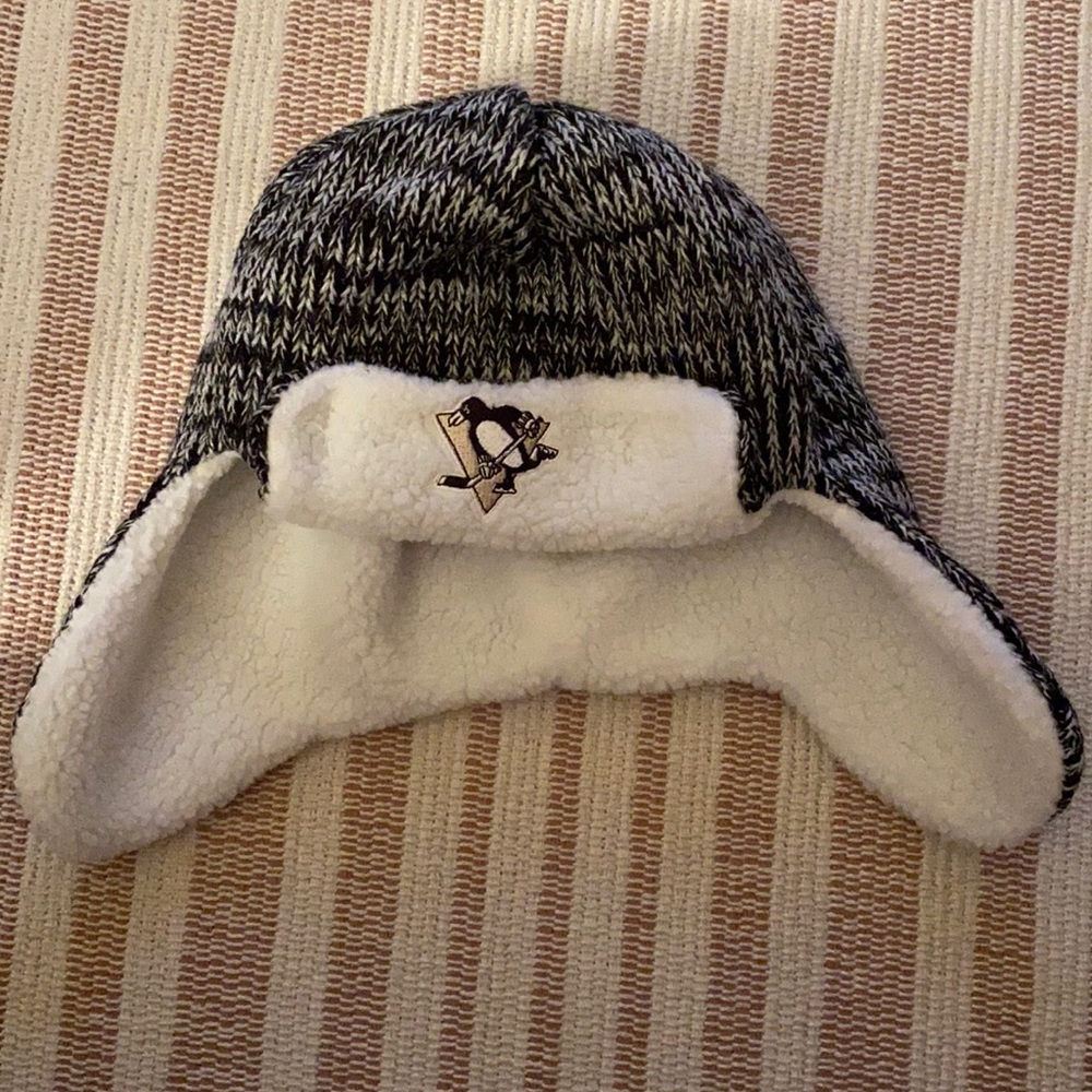 Reebok Penguins winter hat